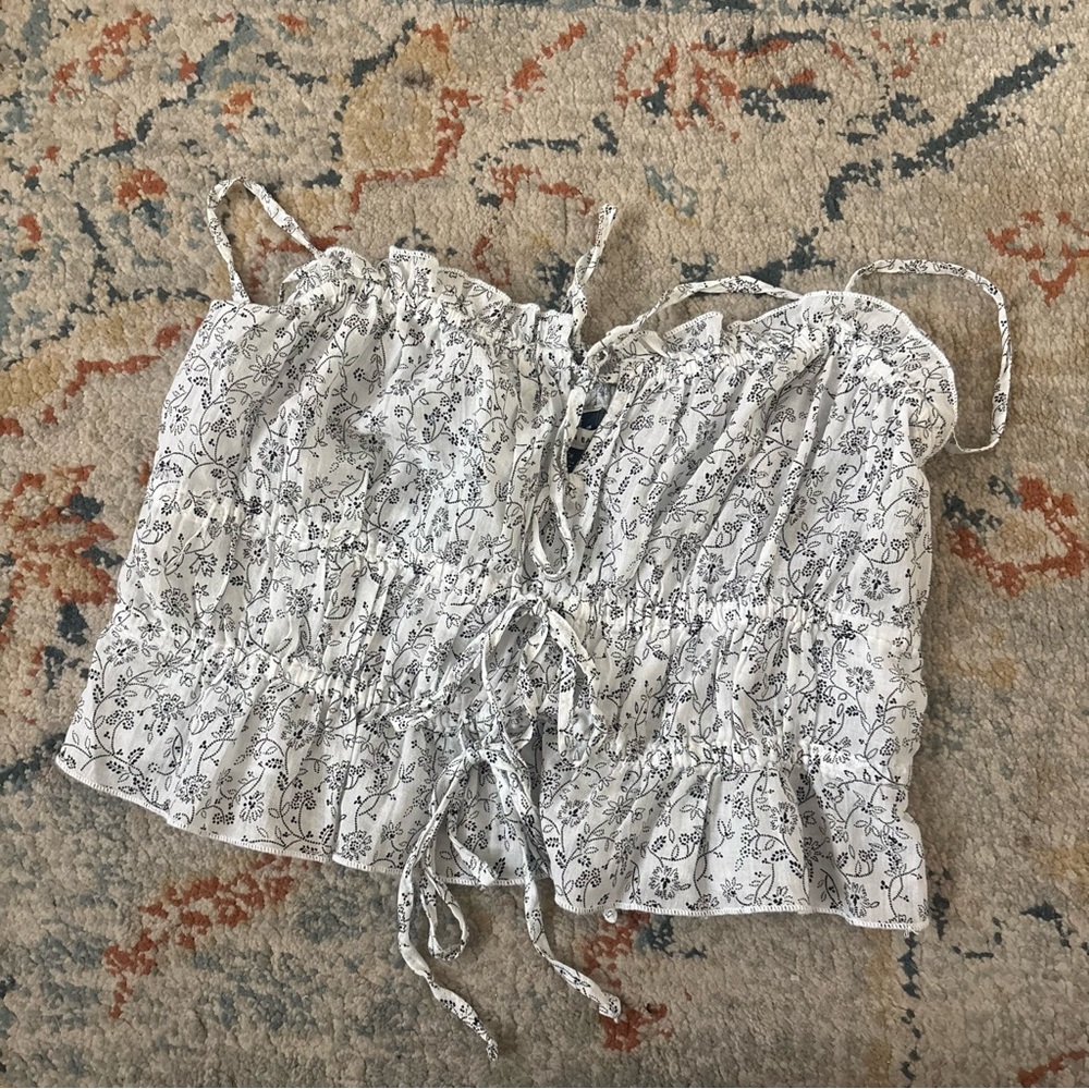 American Eagle Floral Print White Crop Top